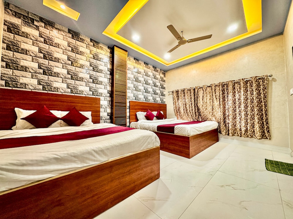 Shri Prakash Dham