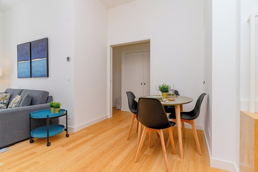 Prt003 · Charming Apartment Porto