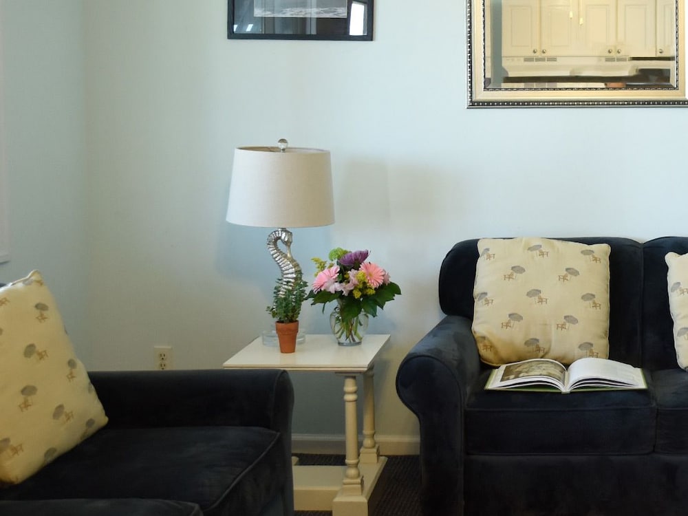 Montauk Oceanside Suites