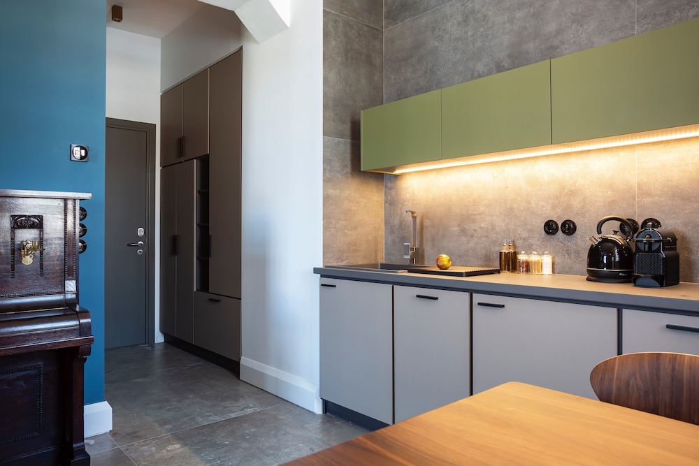 The Foundry Suites
