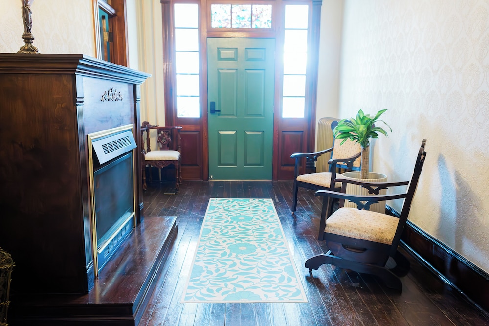 Blue Ridge Abbey Bed & Breakfast