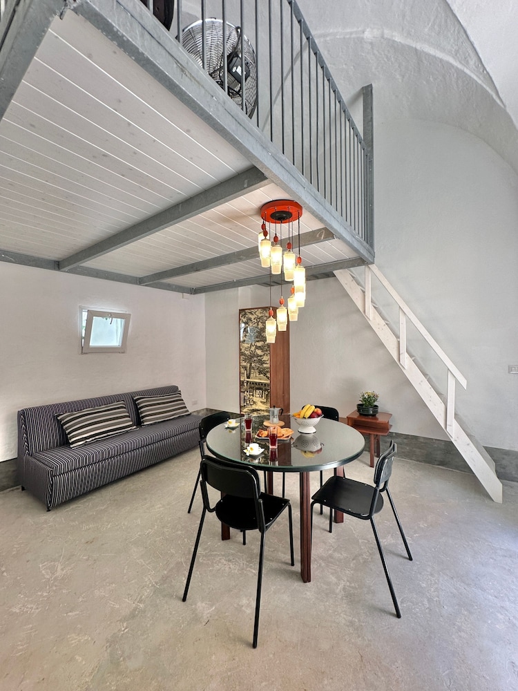 Lu Parmientu With 1 Bedrooms and 1 Bathrooms