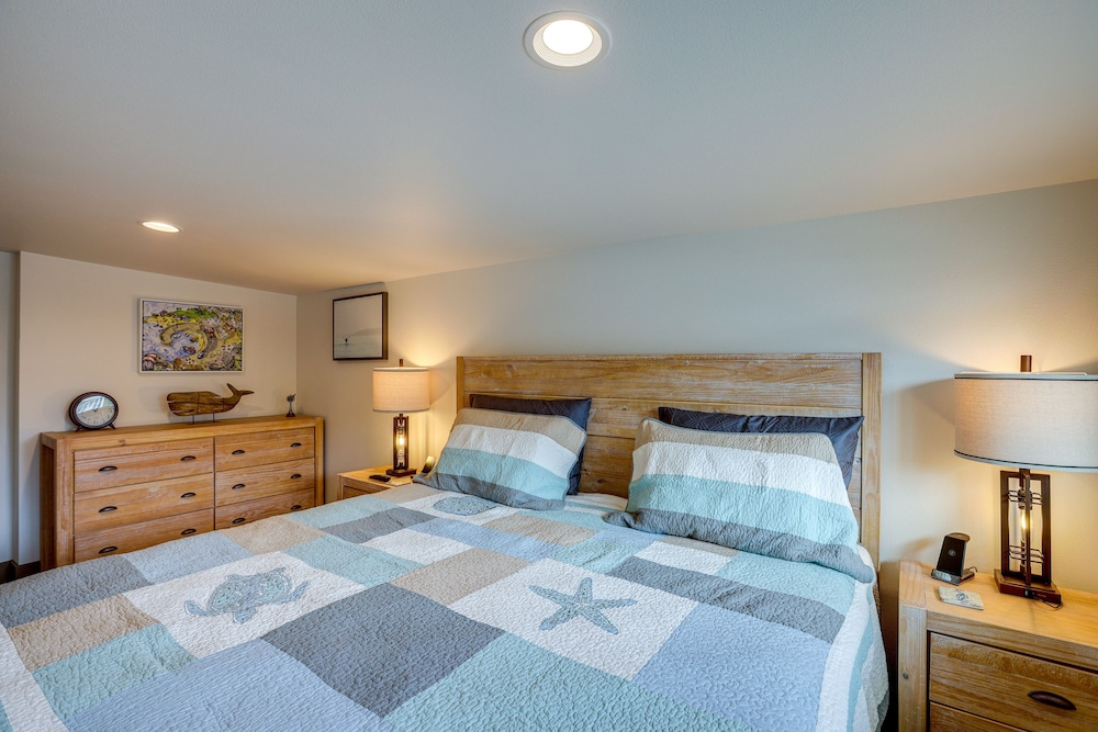 Birch Bay Vacation Home, Close to Beachfront Parks view 5