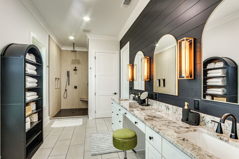 Luxury Beachfront Living! Epic Ocean Springs Home