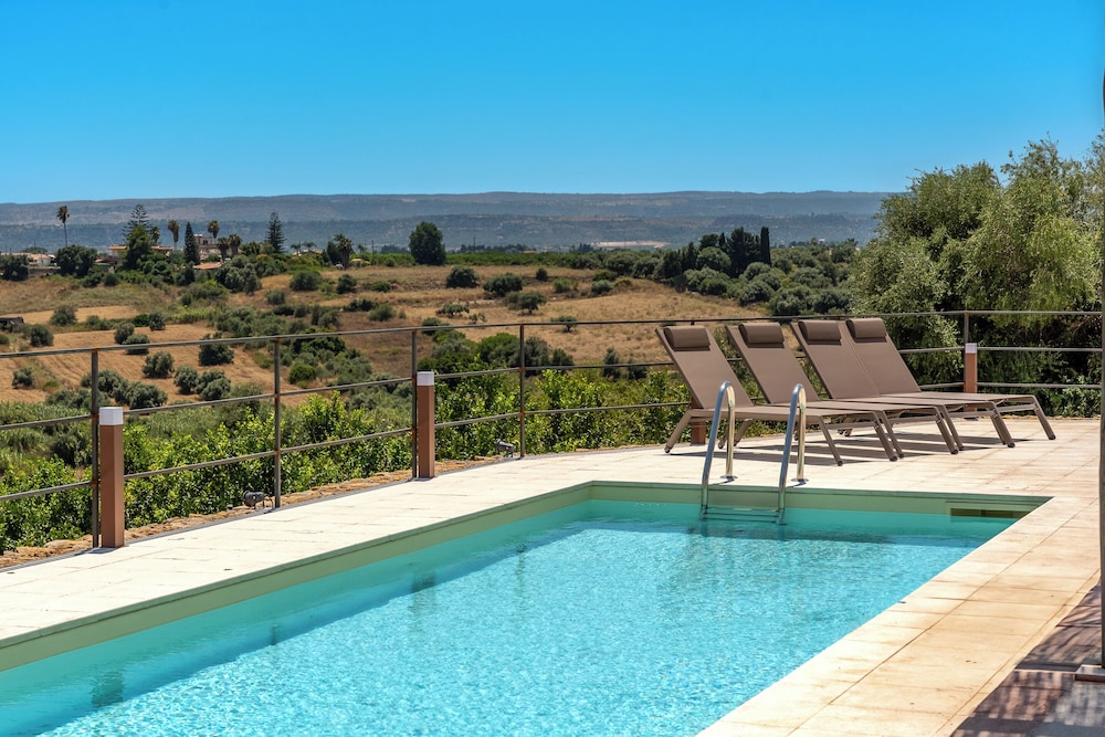 Villa Frescura con Piscina by Wonderful Italy