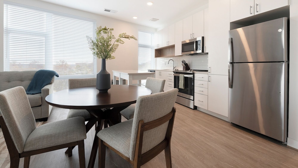 Landing Furnished Apartments - Alexandria