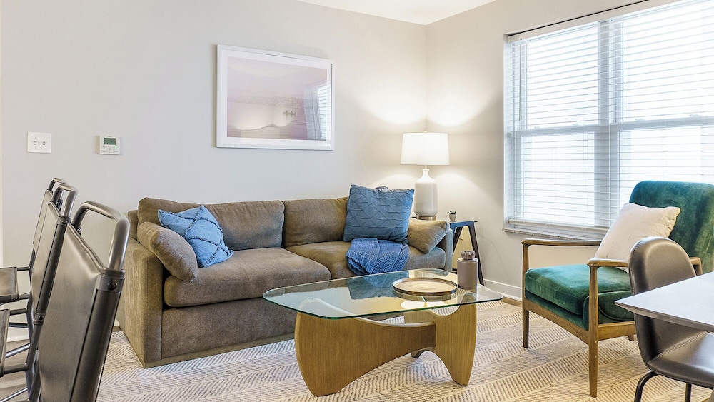Landing Apartments Denton