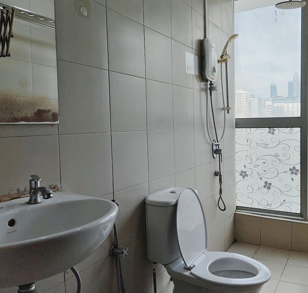 Regalia Residence The Sky Pool Suite