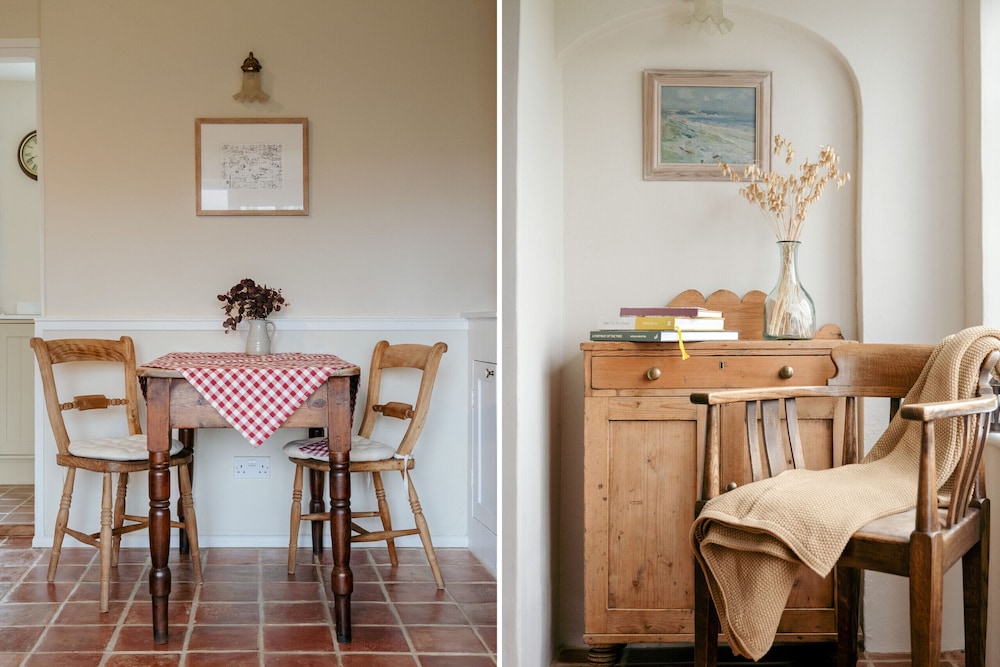 Pear Tree Cottage in South Milton