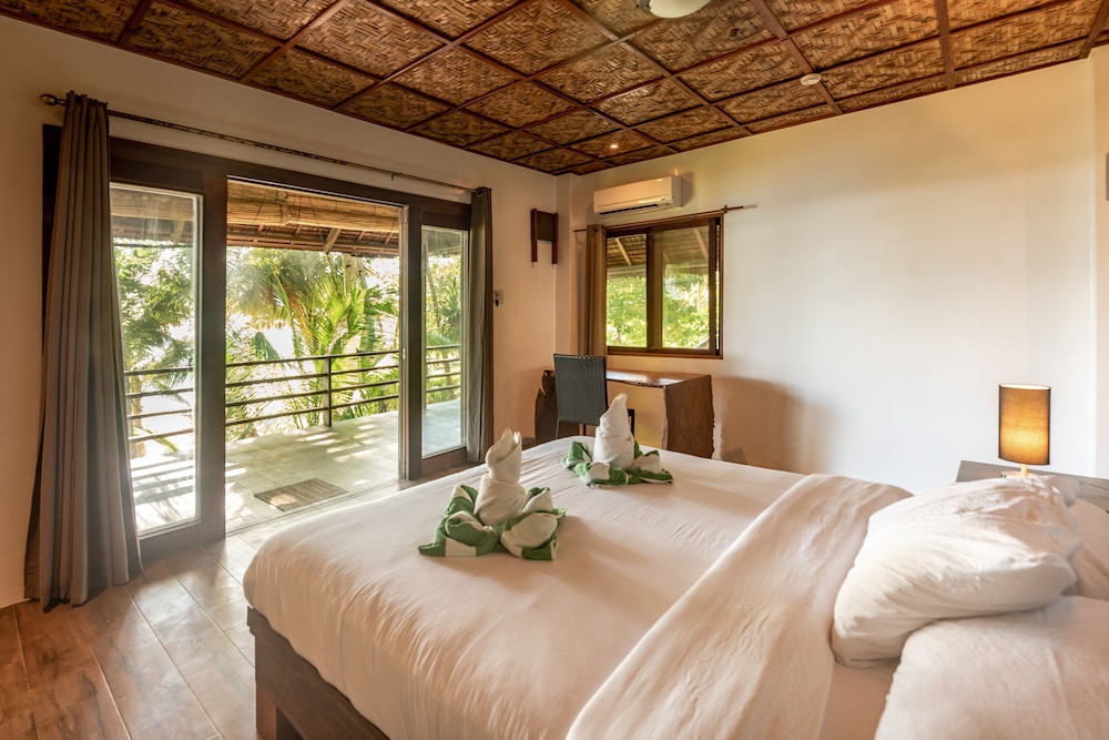 Siargao Inn Beach Resort