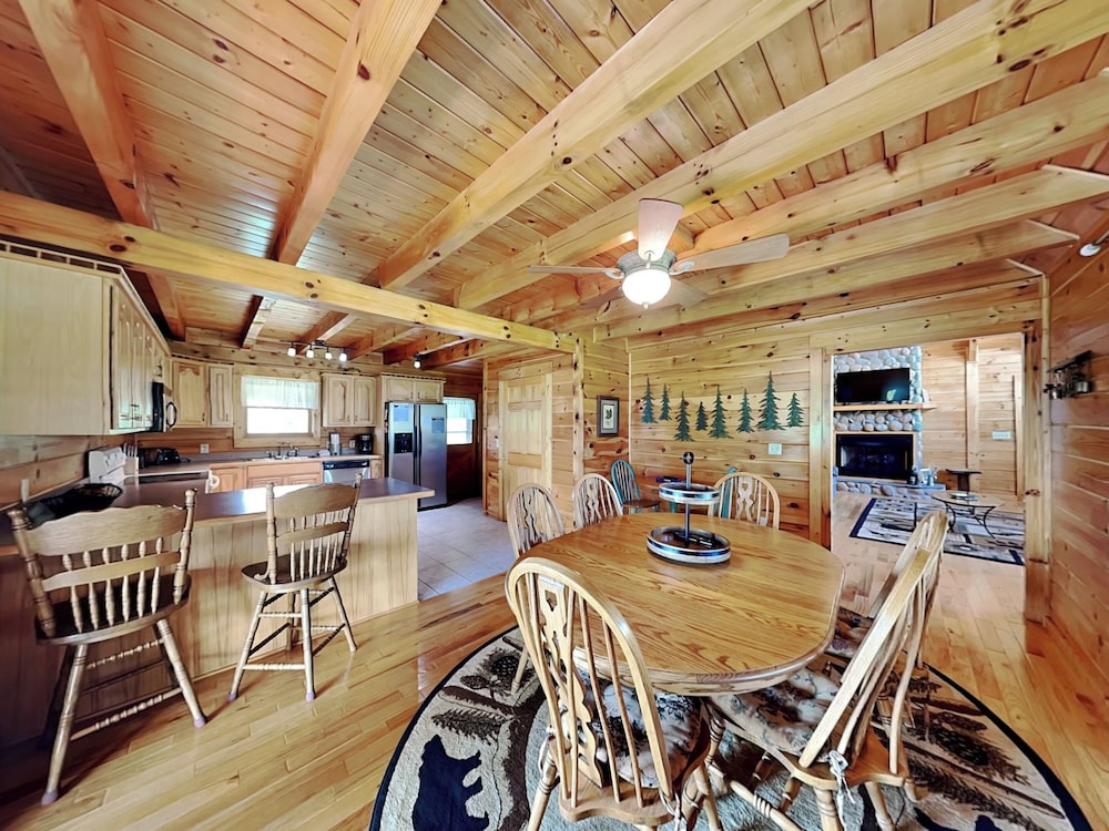 Pinnacle Place by Jackson Mountain Rentals
