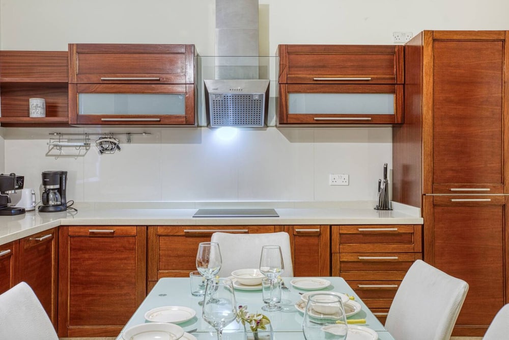 St James the Traditional 4-bed Townhouse Terrace