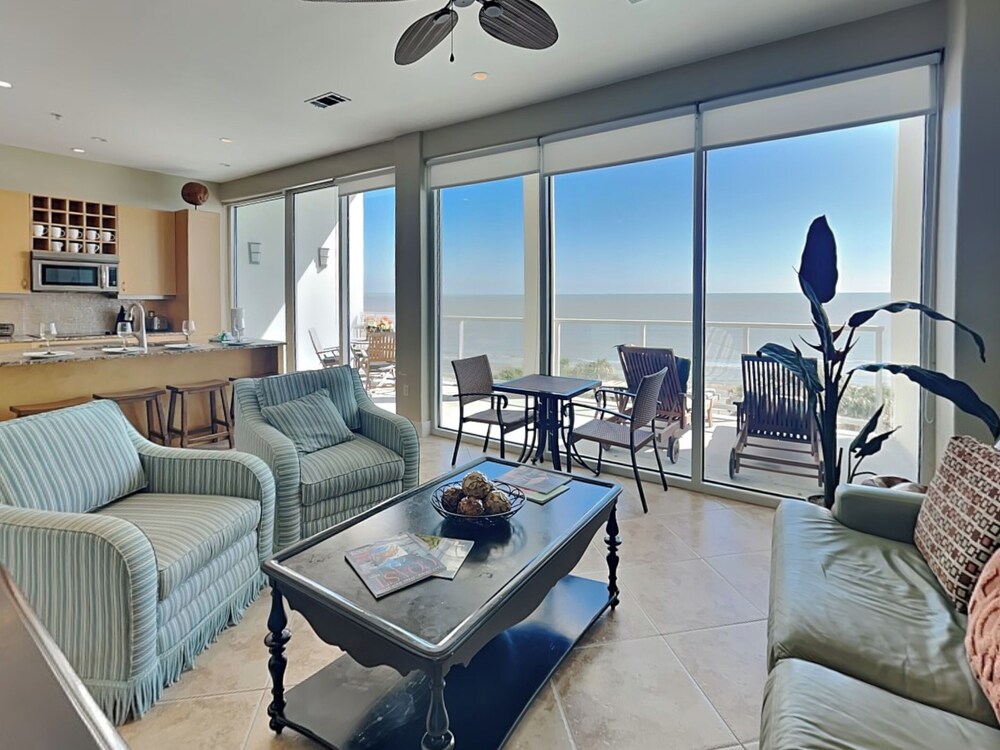 Seas the Day by Ryson Vacation Rentals
