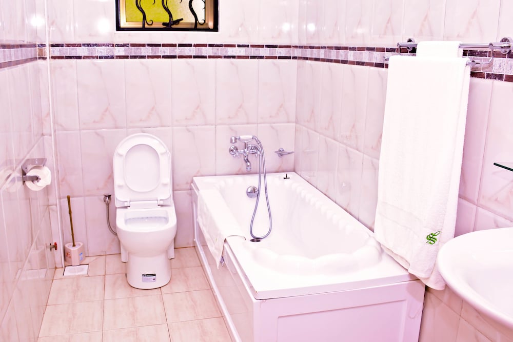Photo 18