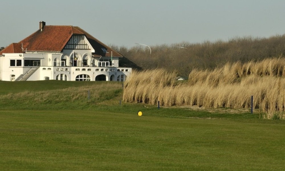 Penthouse in De Haan With Sea View
