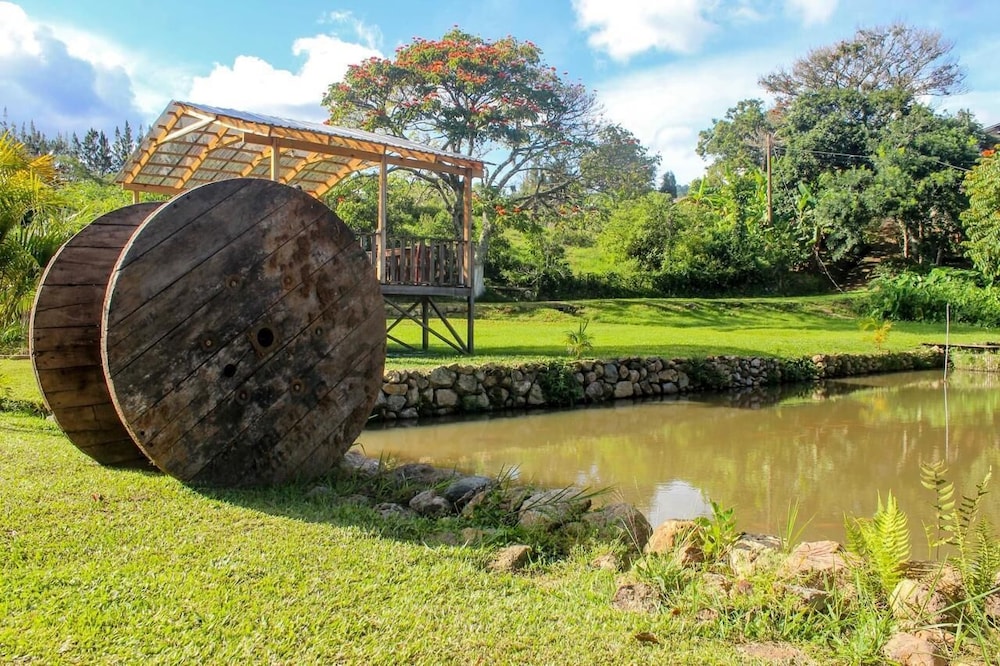 Laguna Lodge El Zarzal