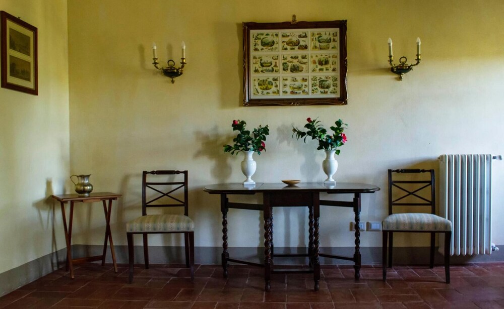 Villa Giunone With Pool Close to Volterra view 3