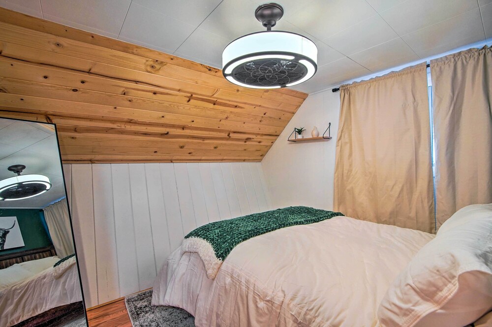 Miscellaneous Market Vacations - Remote Escape: Peaceful Cabin Near Naches River - Property Image 2