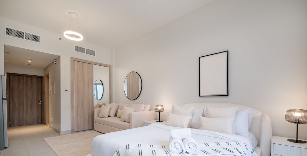 LUX Dubai Hills Sway Studio