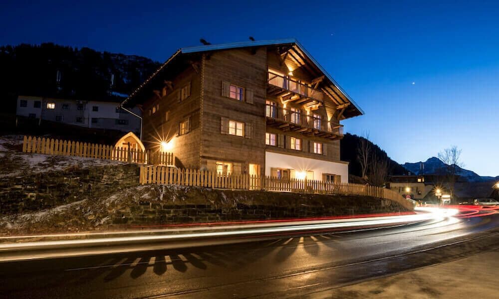 Alpen Select Lodge for 16-24 People