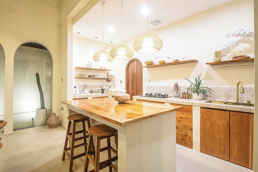 Luxury 4BR Villa With Private Pool in Canggu