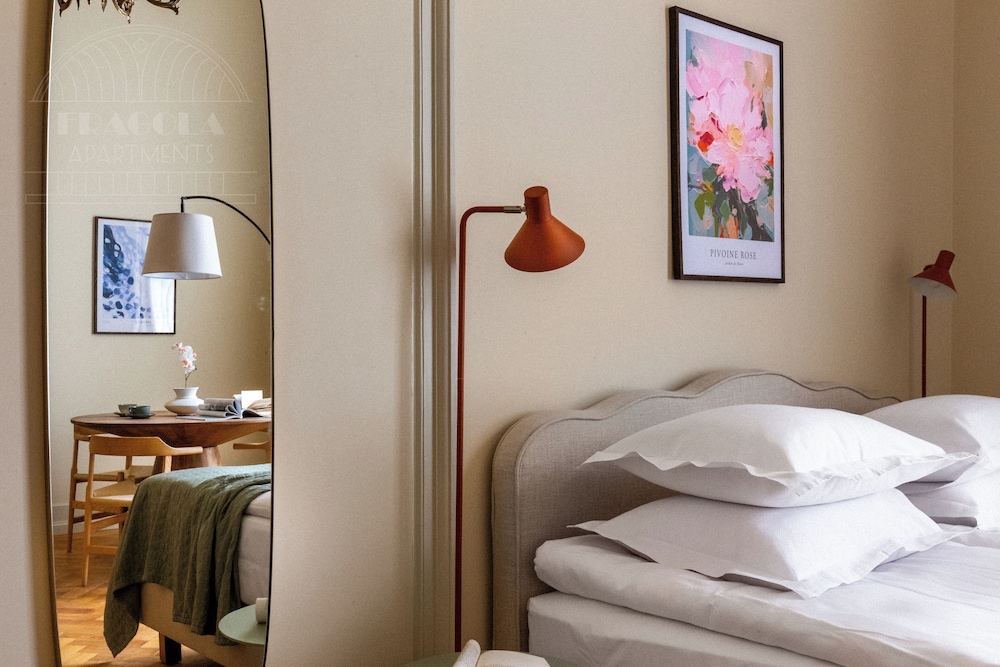 Fragola Apartments Le Jardin