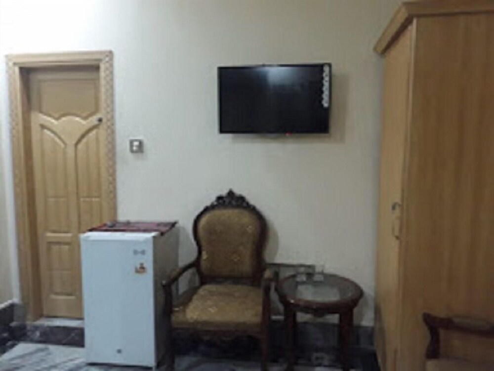 Al Reyan Guest House view 2