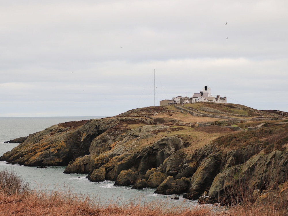 West Point Lynas Lighthouse Keeper's Cottage