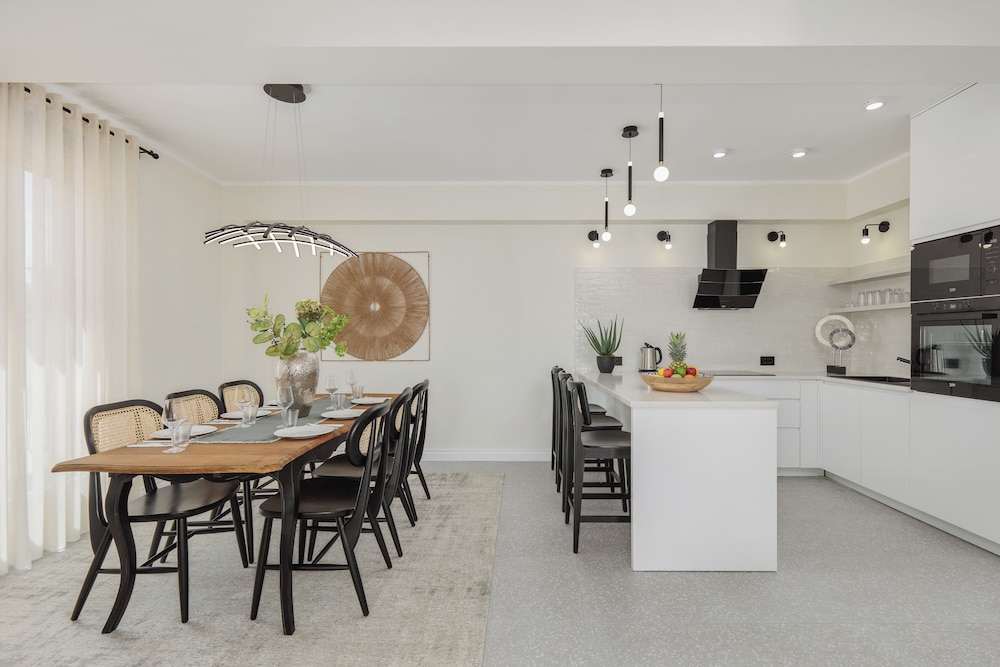 Dimitris Residence