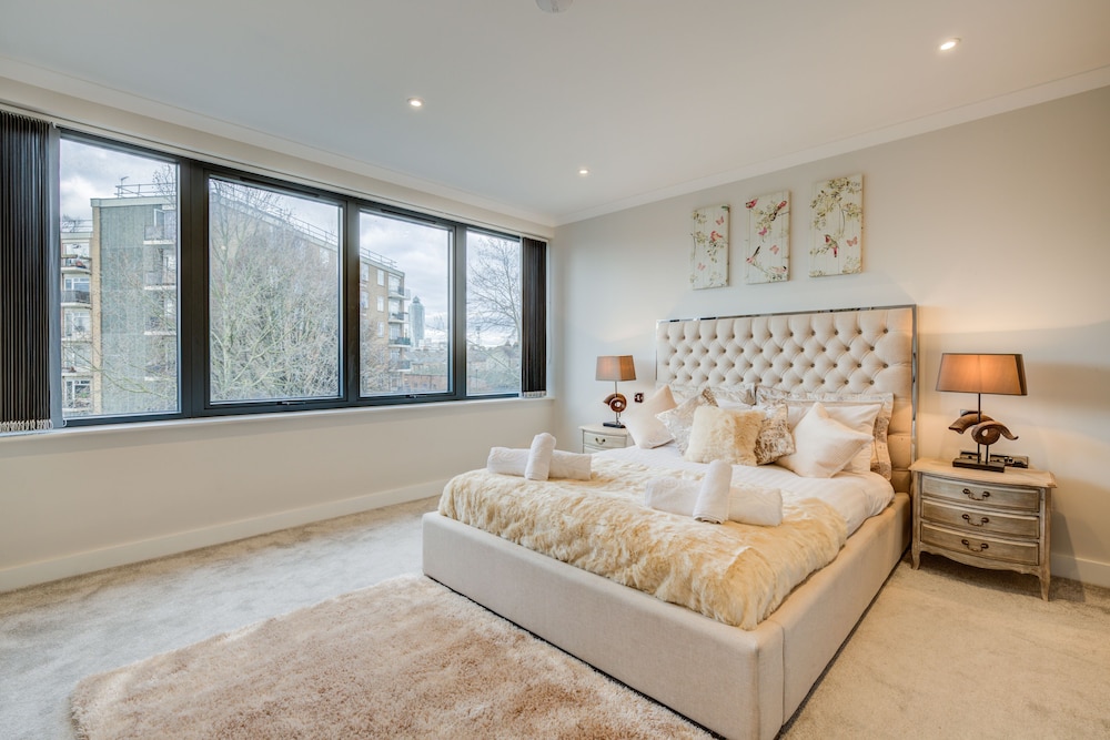 Concord Apartments Kew view 3