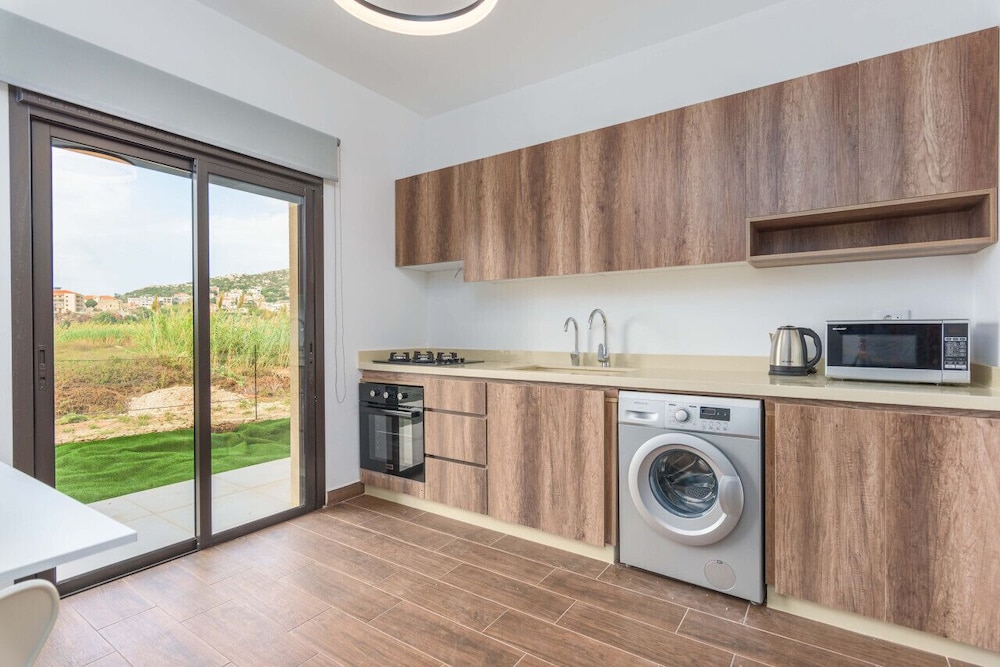 Glow Studios & Apartments in Batroun
