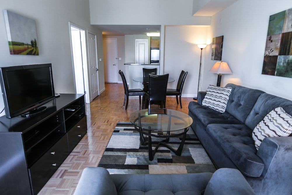 Premier Furnished Apartment at The Pier