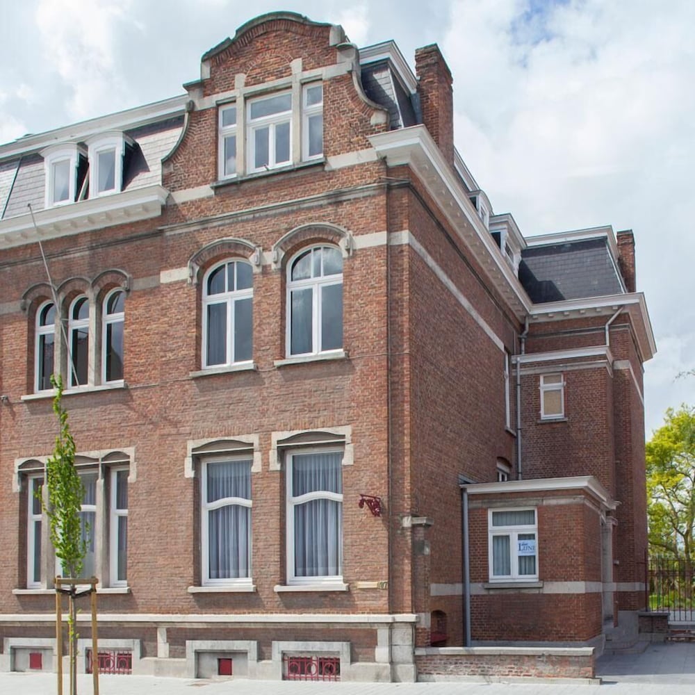 Hotel B&B Demi Lune - Image 1