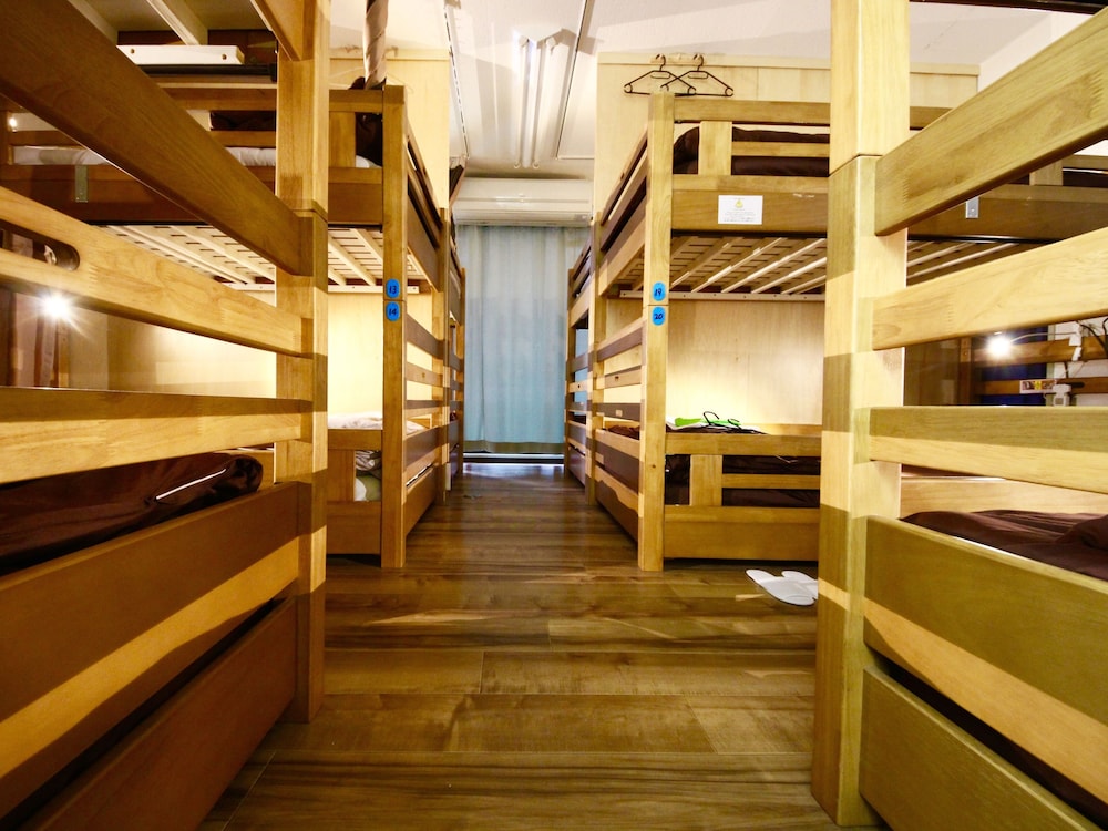 Osaka Guesthouse HIVE - Hostel
