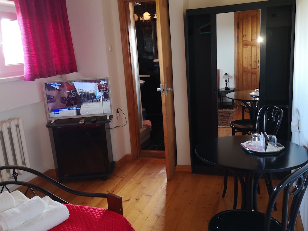 Photo 26