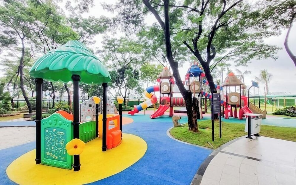 Cozy 3Br Apartment Sky House Bsd Near Aeon And Ice Bsd