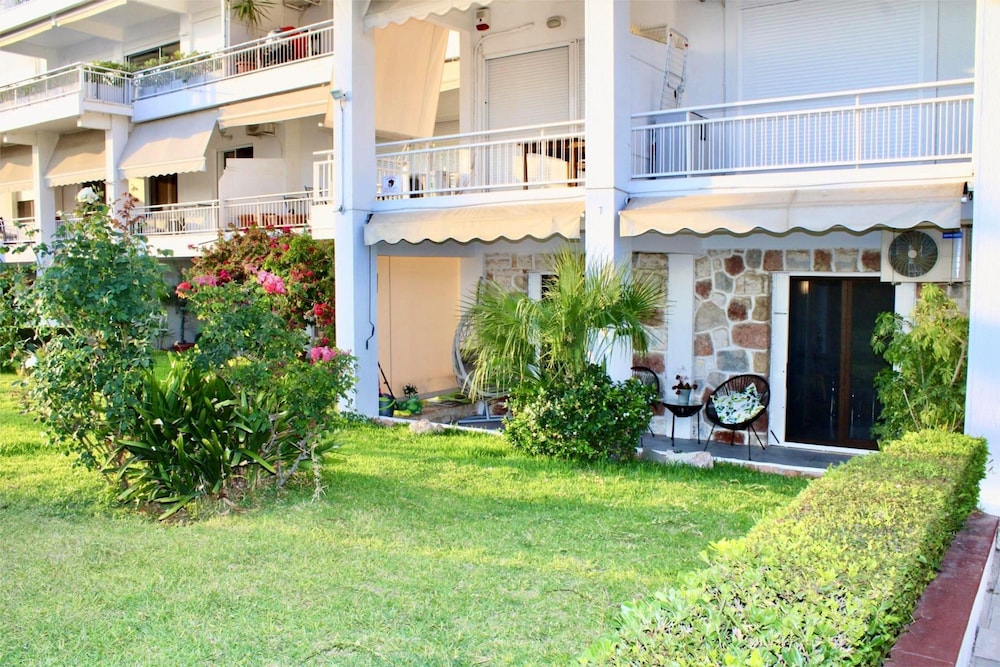 Beachside Retreat in Glyfada