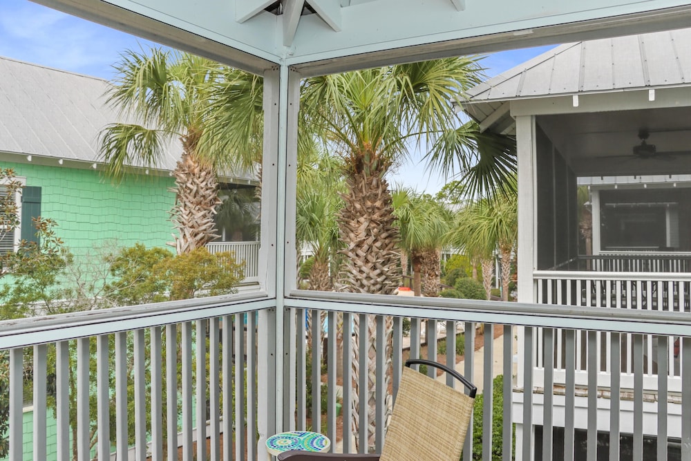 Barefoot Cottage B37 - The B's Knees