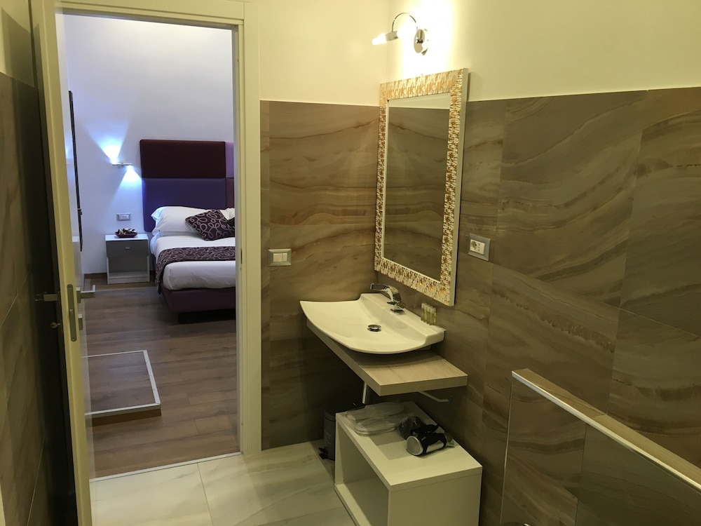 Roma Veneto Relais