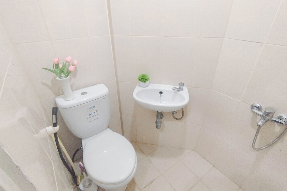 Studio Minimalist And Warm At Pavilion Permata Apartment
