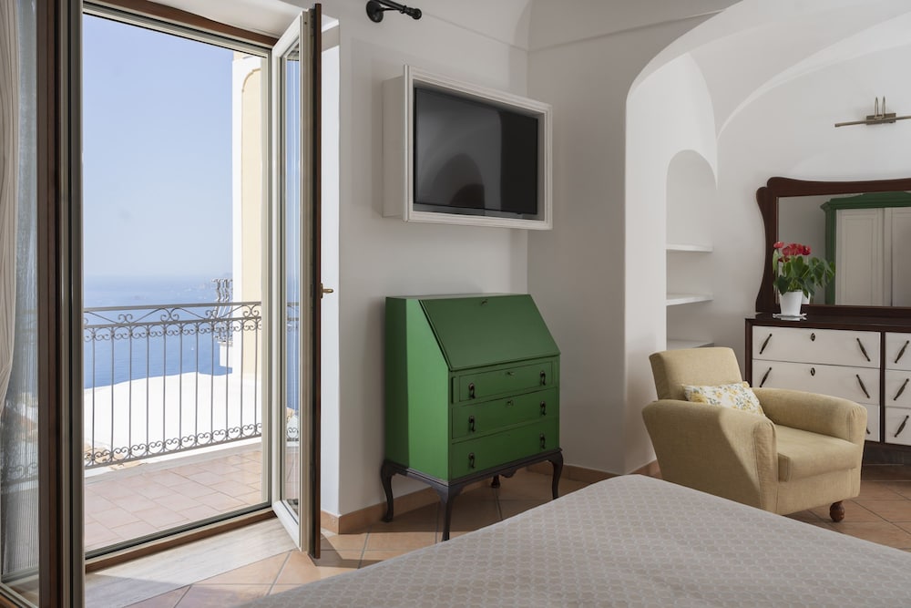 Estate4home - Villa Degli Dei