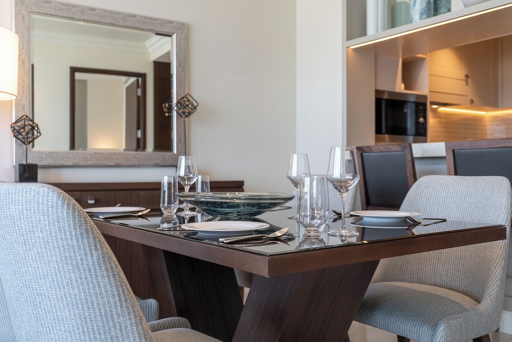 Luxury Living Spectacular Burj Views