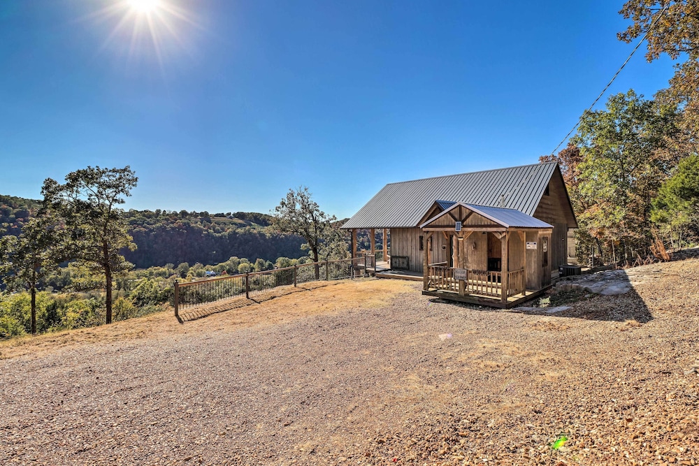 Mountain View Hideaway w/ Outdoor Fireplace! view 5