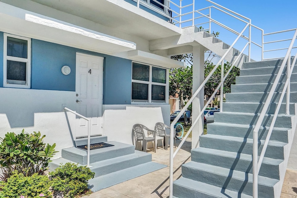 Hotel MARINE VILLAS HOLLYWOOD - Image 1