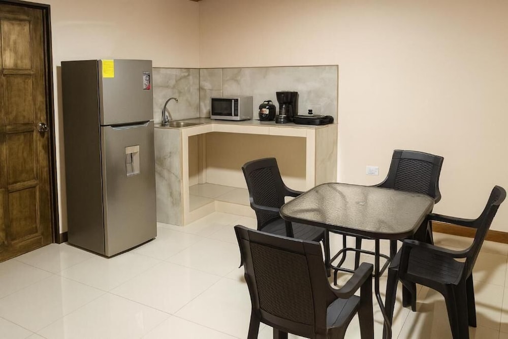 KEYTRI ROOMS