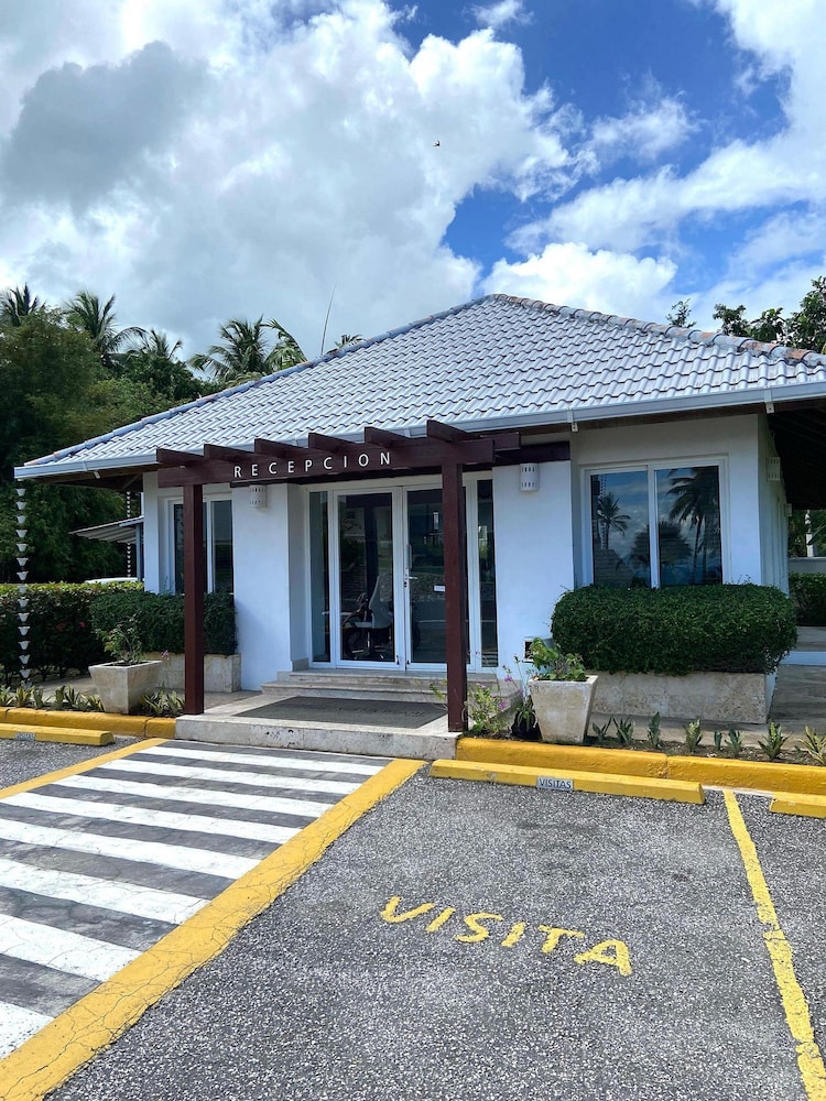 COMFORT APT SAMANA VISTA MARE XI-201