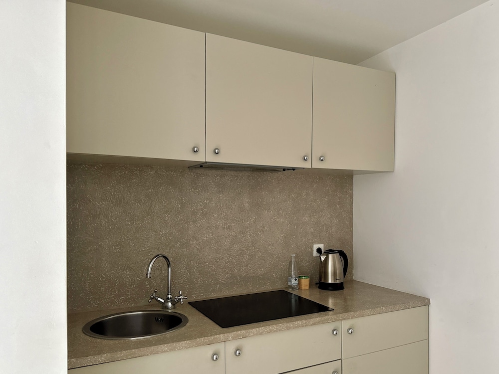 Navigli Apartments