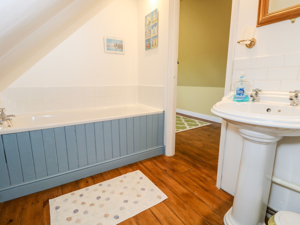 Ryde Vacations - The Coach House - Property Image 18