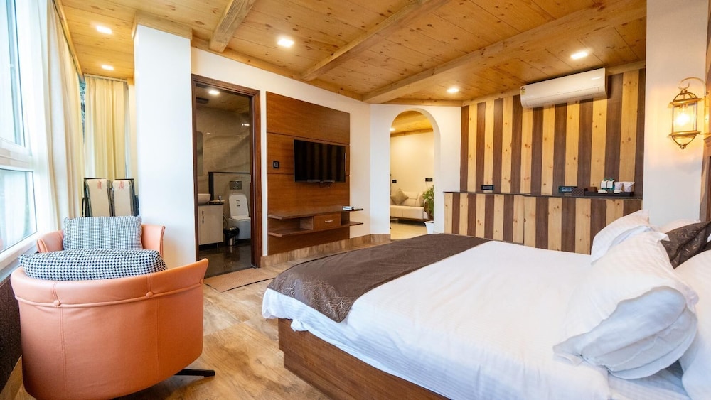 Wisteria Chalet