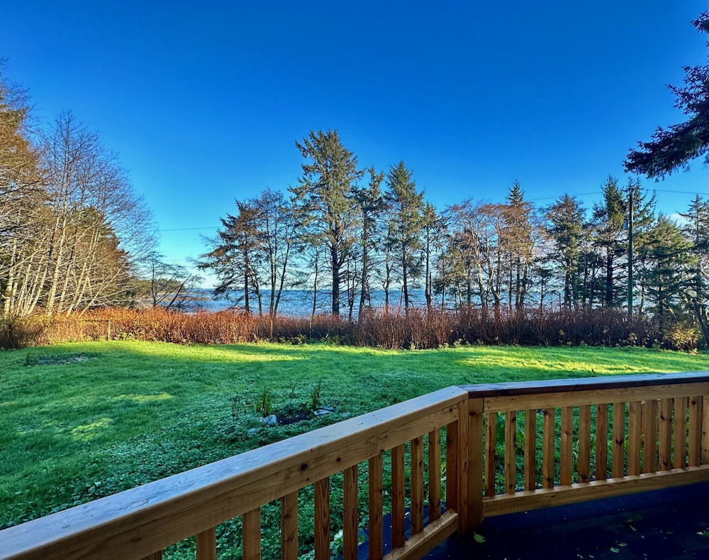 Green Coast Lodge